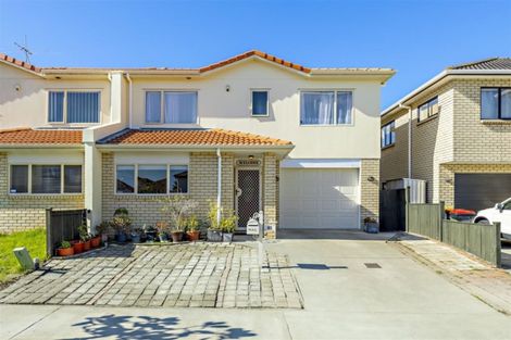 Photo of property in 45 Agapanthus Place, Flat Bush, Auckland, 2016