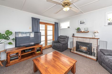 Photo of property in 30 Field Street, Aramoho, Whanganui, 4500