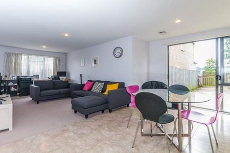 Photo of property in Albany Gardens, 35 Masons Road, Oteha, Auckland, 0632