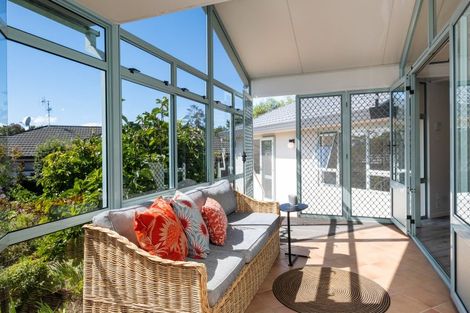 Photo of property in 3/42 Campbell Street, Havelock North, 4130