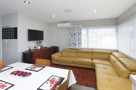 Photo of property in 8 Wildwood Avenue, Wainoni, Christchurch, 8061