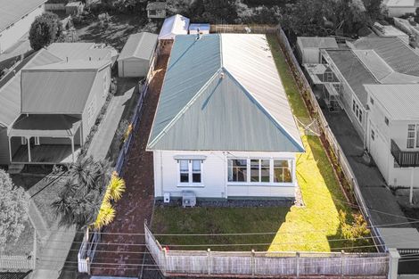 Photo of property in 6 Liverpool Street, Whanganui, 4500