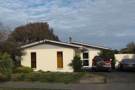 Photo of property in 38 Pine Avenue, New Brighton, Christchurch, 8061