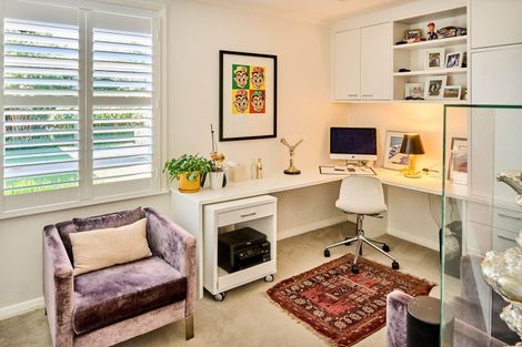 Photo of property in 3 Maida Vale Road, Roseneath, Wellington, 6011