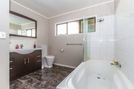 Photo of property in 1554a Dominion Extension, Mount Roskill, Auckland, 1041