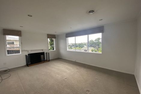 Photo of property in 4 Trojan Crescent, New Lynn, Auckland, 0600
