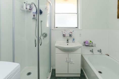 Photo of property in 7 Kuku Street, Te Awanga, 4102