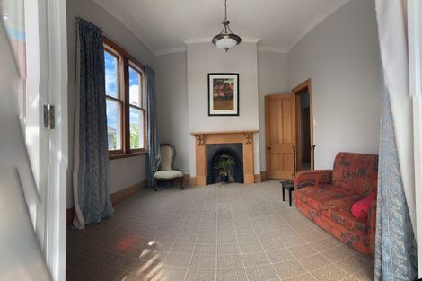 Photo of property in 6 William Bond Street, Stanley Point, Auckland, 0624