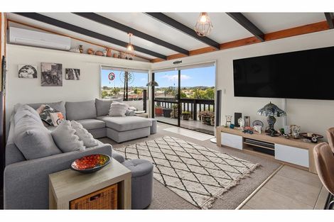 Photo of property in 8b Granfield Place, Te Kamo, Whangarei, 0112