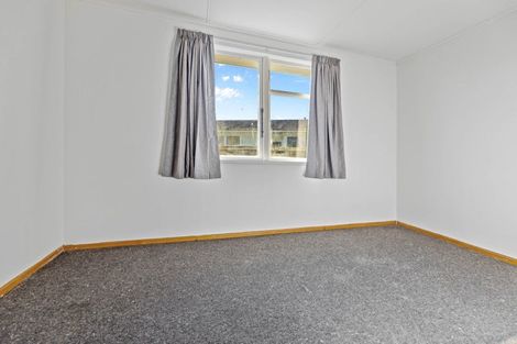 Photo of property in 15 Te Rangitautahanga Road, Turangi, 3334