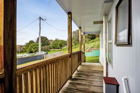 Photo of property in 18 Cambridge Street, Patea, 4520