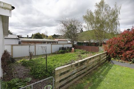 Photo of property in 14 Ongo Road, Hunterville, 4730