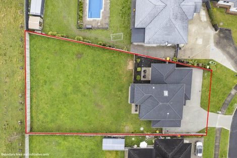 Photo of property in 17 Kahika Grove, Huapai, Kumeu, 0810