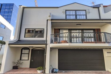 Photo of property in 83c Hill Street, Thorndon, Wellington, 6011