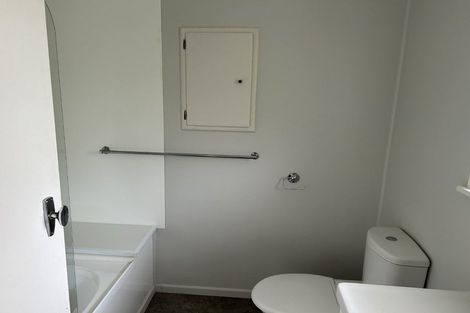 Photo of property in 2/514 Mount Albert Road, Mount Roskill, Auckland, 1042