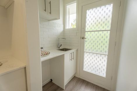 Photo of property in 2/367a Withells Road, Avonhead, Christchurch, 8042