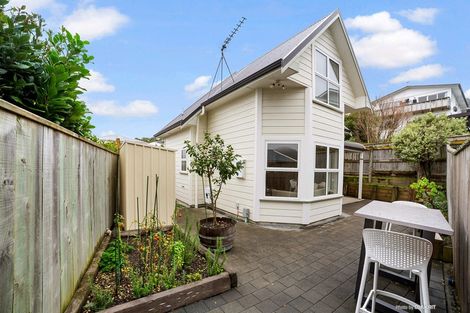 Photo of property in 9a Seine Street, Island Bay, Wellington, 6023