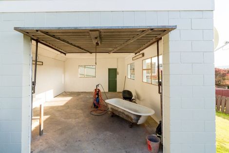 Photo of property in 16 Allen Road, Green Island, Dunedin, 9018