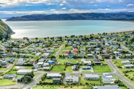 Photo of property in 8 Puka Place, Mahia, 4198