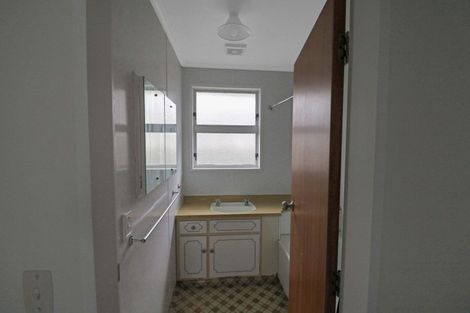 Photo of property in 20 Marina Grove, Hutt Central, Lower Hutt, 5010