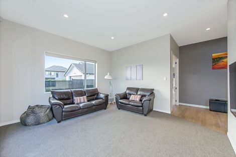 Photo of property in 11 Sibling Court, Silverdale, 0932