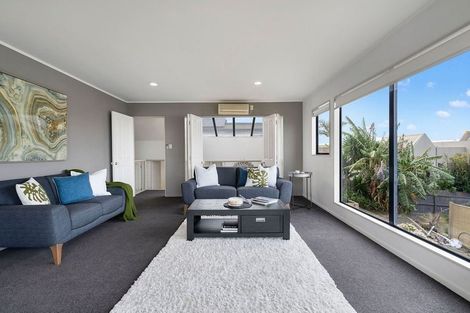 Photo of property in 8 Brixton Road, Manly, Whangaparaoa, 0930