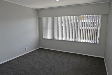 Photo of property in 1/43 Great South Road, Takanini, 2112