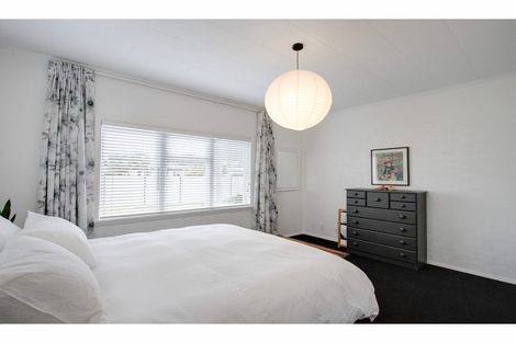 Photo of property in 504 Grove Road, Mayfair, Hastings, 4122