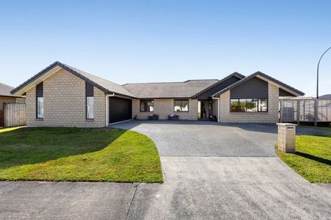 Photo of property in 2 Teatree Close, Huntington, Hamilton, 3210