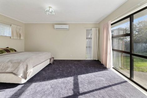 Photo of property in 15 Elmslie Place, Owhata, Rotorua, 3010