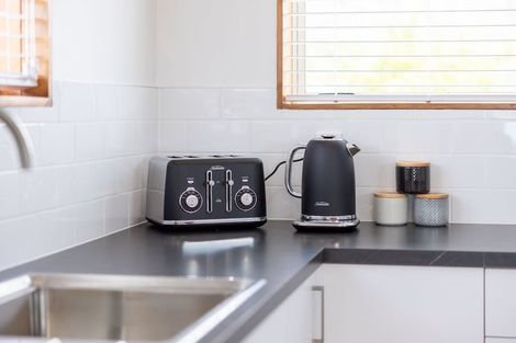 Photo of property in 4/53 Beachville Road, Redcliffs, Christchurch, 8081