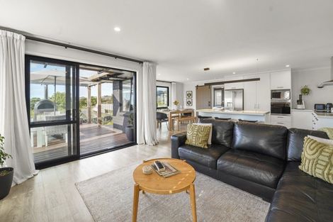 Photo of property in 6 Pataki Place, Omokoroa, 3114