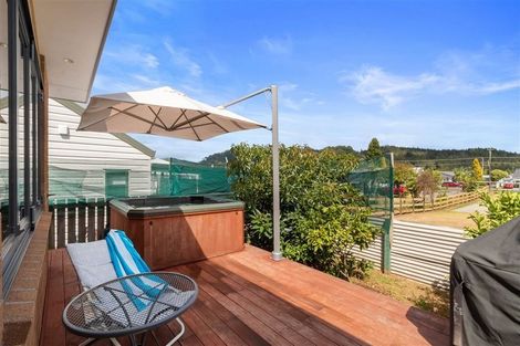 Photo of property in 114 Tamaki Road, Whangamata, 3620