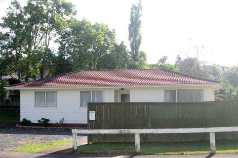 Photo of property in 37 Zita Maria Drive, Massey, Auckland, 0614