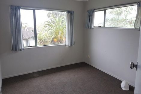 Photo of property in 2/24 Mcquarrie Avenue, Wattle Downs, Auckland, 2103