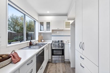 Photo of property in 12 Highgrove Way, The Wood, Nelson, 7010