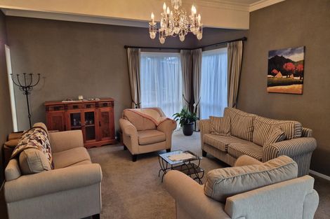 Photo of property in 25 Bowen Street, Cambridge, 3434