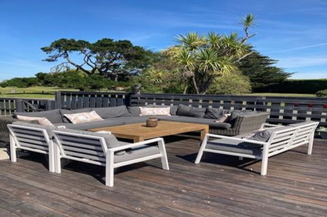 Photo of property in 44 Rotten Row, Waikuku Beach, 7473