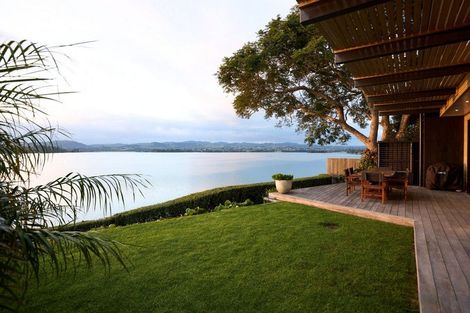 Photo of property in 1 Fourth Avenue, Tauranga, 3110