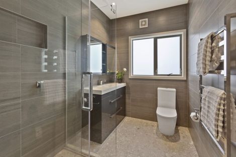 Photo of property in 200 Charles Prevost Drive, The Gardens, Auckland, 2105