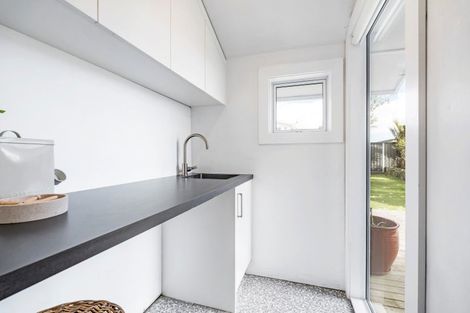 Photo of property in 228 Carrington Street, Vogeltown, New Plymouth, 4310