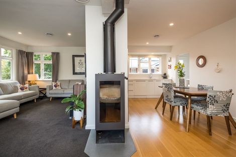 Photo of property in 98 Hamilton Avenue, Ilam, Christchurch, 8041