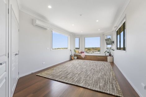 Photo of property in 64 Balboa Drive, Matakatia, Whangaparaoa, 0930