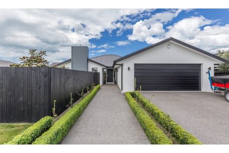 Photo of property in 14 Bayliss Drive, Kaiapoi, 7630