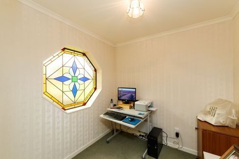 Photo of property in 62-64 Karina Terrace, Roslyn, Palmerston North, 4414