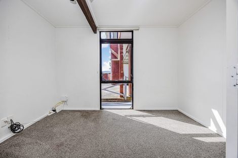 Photo of property in 57 Highland Park Drive, Highland Park, Auckland, 2010