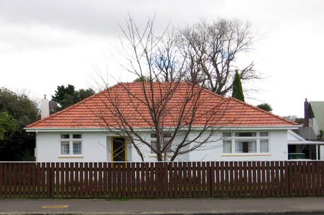 Photo of property in 135 Park Road, West End, Palmerston North, 4410