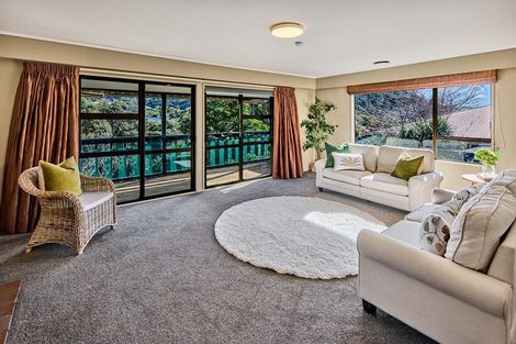 Photo of property in 84 Leeward Drive, Whitby, Porirua, 5024