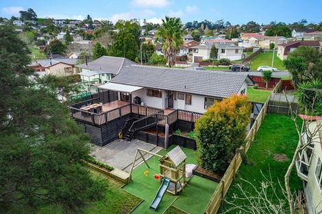 Photo of property in 9 West Harbour Drive, West Harbour, Auckland, 0618