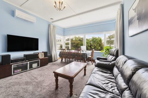 Photo of property in 34 Stone Street, Miramar, Wellington, 6022